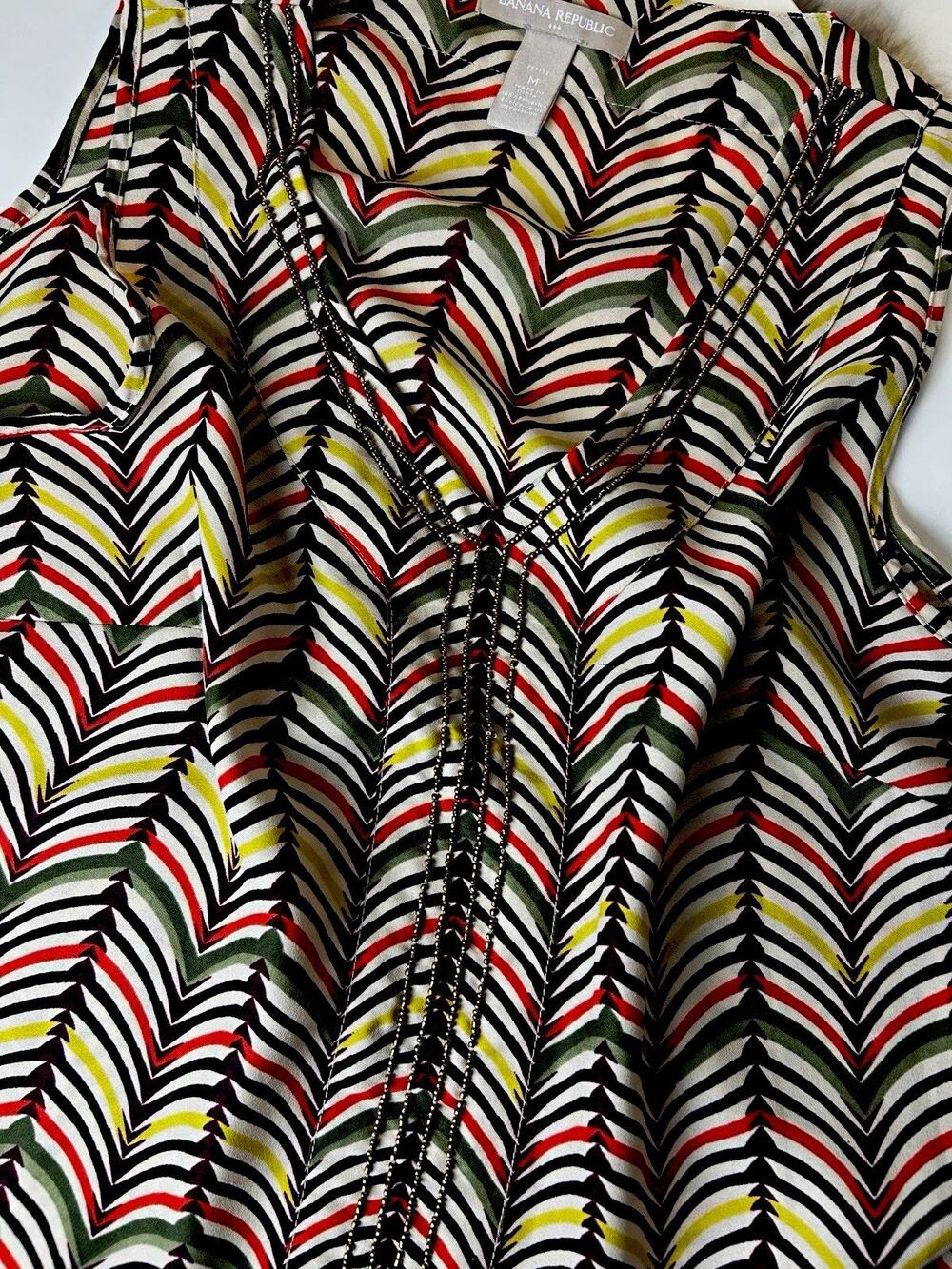 Banana Republic Petite M Multicolor Chevron Beaded V-Neck Sleeveless Blouse